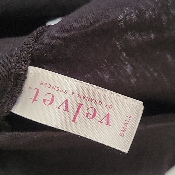 VELVET by Graham Spencer RIELLE ruffle sleeve T - Picture 3 of 6